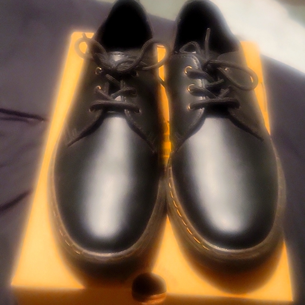 Doc martens dress shoes